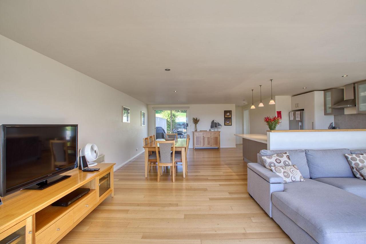 Quarterdeck Apartment Binalong Bay 외부 사진